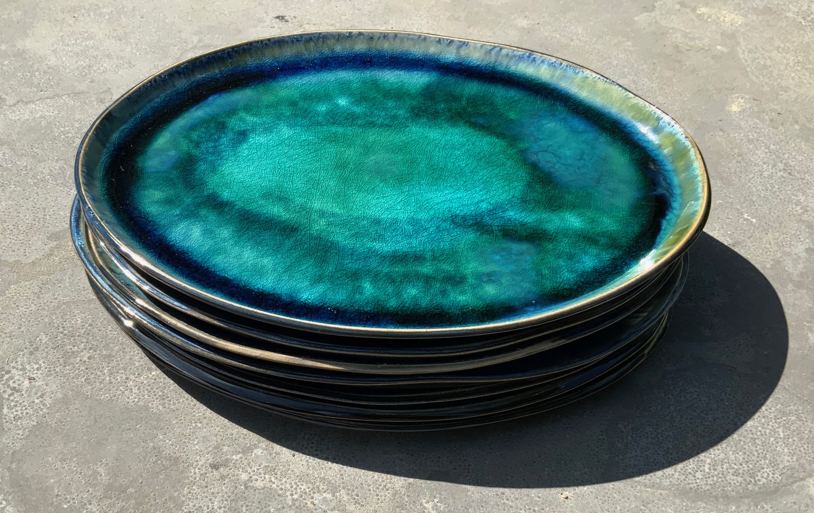 ASSIETTE PLATE OVALE TURQUOISE - Nathalie
