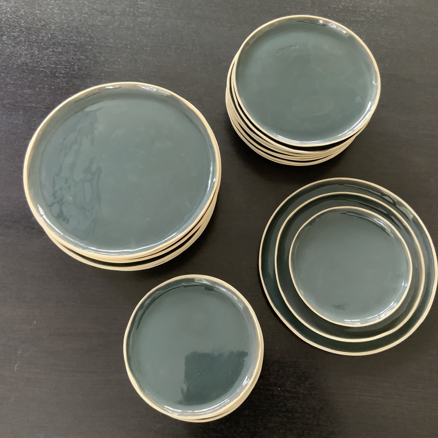 ASSIETTE ENTREE « GRIS »