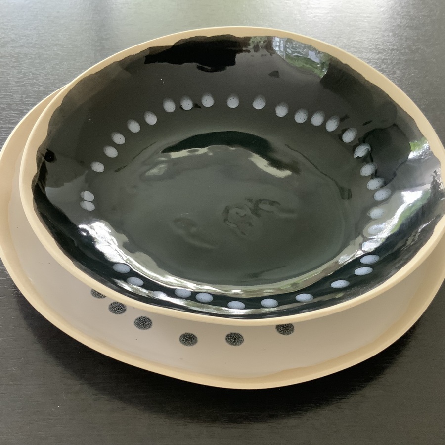 ASSIETTE CREUSE « PUNTO »
